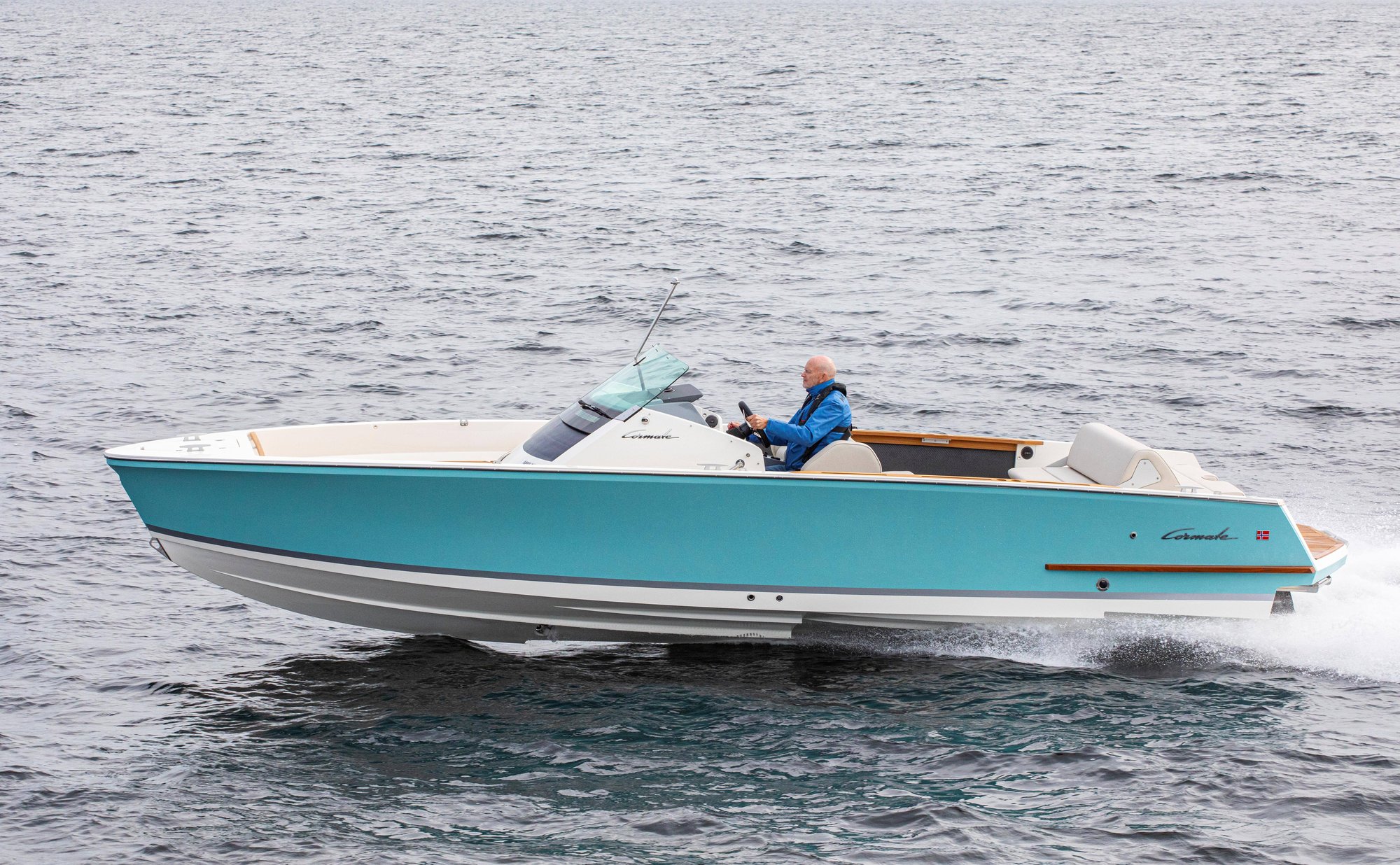 Cormate SU 27 årets båt_-4 4mb